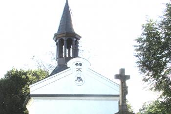 Kaple Panny Maie v Charvátech, části Drahlov v okr. Olomouc. (© Pavel Vítek 06/2025)