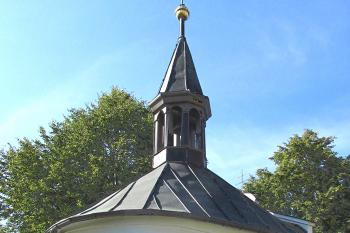 Kaple Panny Marie v Drahlově, místní části obce Charvíty, v okr. Olomouc (© Pavel Vítek  09/2025)