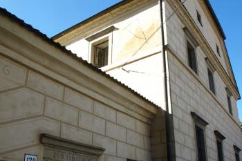  (© Milan Caha 10/2011)