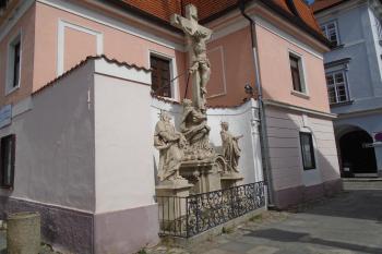 pohled na kalvárii z jihozápadu (© Marcela Váňová 04/2021)