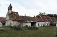 Bzí