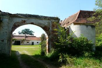 Zámek v Bzí (© Jaroslav Šefčík, 08/2009)