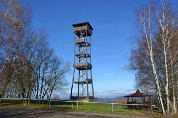 Rozhledna Na Signálu (© P. Urbanec  03/2020)