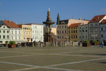 pohled na kašnu z jihovýchodu (© Jaroslav Špiroch  06/2021)