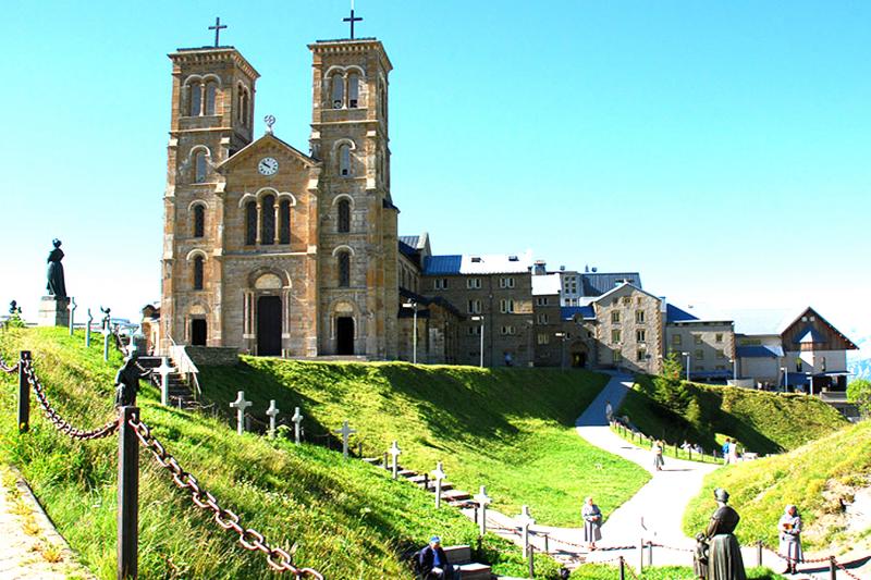 Notre-Dame-de-la-Salette Notre-Dame-de-la-Salette