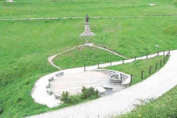 Bazilika Notre-Dame de la Salette v La Salette - Fallavaux v Alpách ve východní Franci (© Pavel Vítek 06/2005)