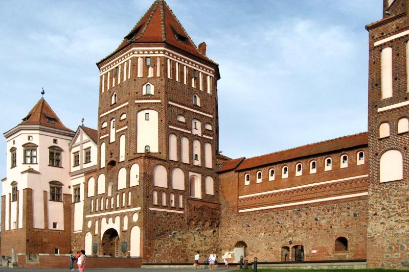 Mirský zámek