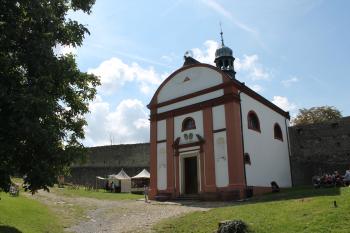 zřícenina hradu Hukvaldy (© Vlastislav Mareček, 08/2016)