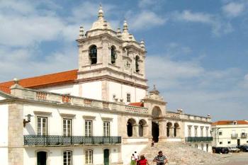 Kostel Panny Marie ve čtvrti Sitio, v Portugalském městě Nazaré (© Pavel Vítek 06/2005)