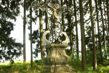 kříž v roce 2012, před rekonstrukcí (© Milan Caha  05/2012)