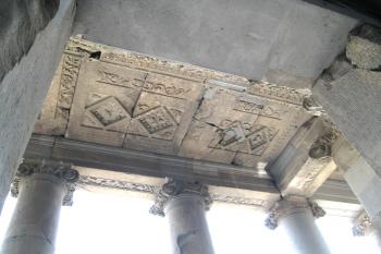 Antický chrám v arménském Garni (© Pavel Vítek 07/2008)