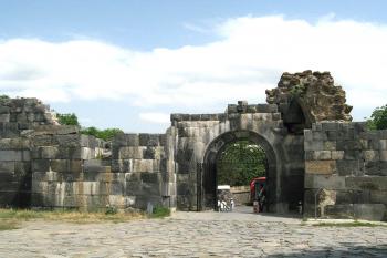 Antický chrám v arménském Garni (© Pavel Vítek 07/2008)