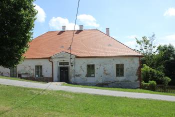 fara (© Luděk Vláčil  07/2021)
