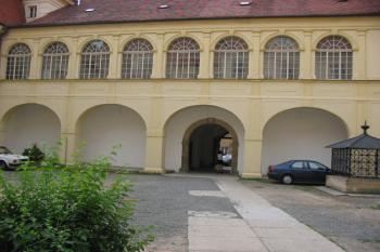  (© 2003 Jiří Čížek)