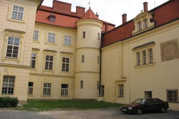  (© 2003 Jiří Čížek)