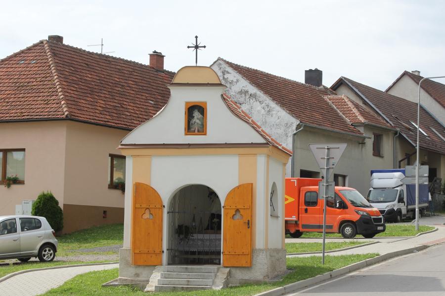 kaple  sv. Jana Nepomuckého