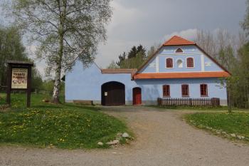 Statek z Mokré Lhoty (© Žádná práva vyhrazena , 05/2012)