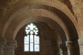 Kaple - presbytář spodního patra (© Ivan Grisa, 05/2008)