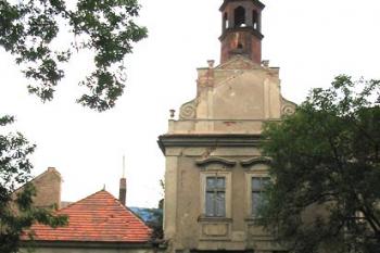 Zámek ve Škvorci (© 2003 Jiří Čížek)
