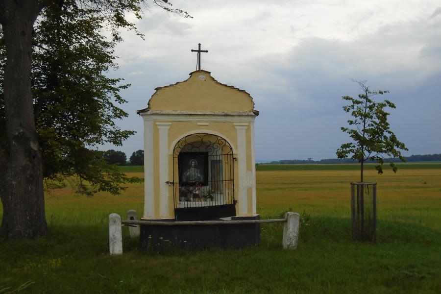 výklenková kaple sv. Jana Nepomuckého