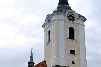 Kostel sv. Bartoloměje ( © Pavel Vítek 12/2006)
