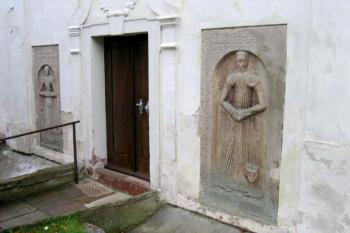 Kostel sv. Bartoloměje ( © Pavel Vítek 12/2006)