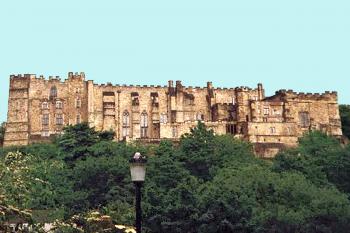 Hrad v anglickém městě Durham (© Pavel Vítek 08/2006)