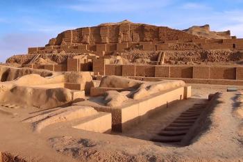 Ziggurrat Čogha Zanbil v Íránu (© Pavel Vítek 05/2016)