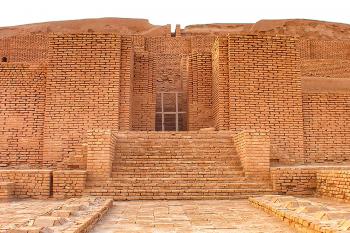 Ziggurrat Čogha Zanbil v Íránu (© Pavel Vítek 05/2016)