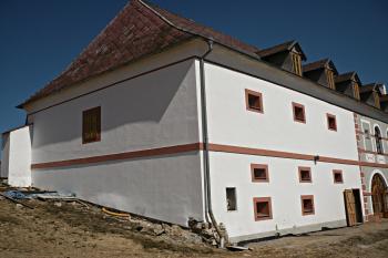zámek Libouň (© Ondřej Drlík (ondrej.drlik@seznam.cz), 04/2013)