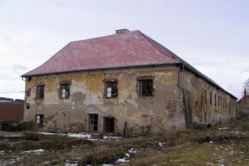 pohled od severovýchodu ( © Pavel Zany Komárek 13.2. 2005)