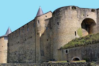 Hrad a pevnost ve francouzském Sedanu ( © Pavel Vítek 06/2005)