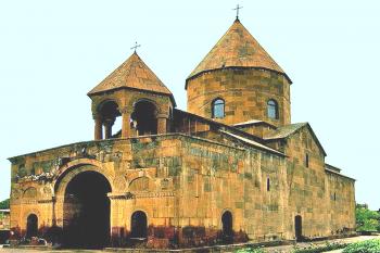 Kostel Shoghakat ve městě Vagharšapat v Arménii. (© Pavel Vítek 07/2008 )