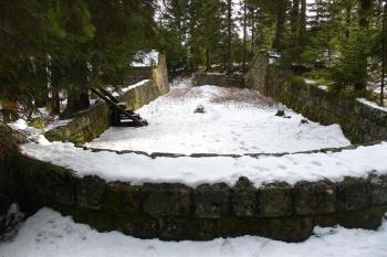 Bezpečnostní přepad přehrady ( © Jiří Čížek 12/2009)
