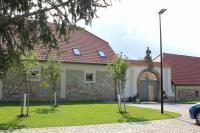 Chrastná
