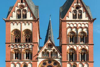 Katedrála sv. Jiří v Limburgu an der Lahn v německém Hessensku. (© Pavel Vítek 05/2001)