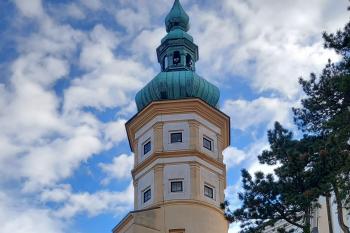 Hlavní věž zámku (© Ivo Rozehnal  05/2024)