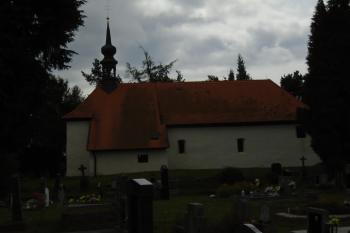 pohled na kostel ze severu (© Marcela Váňová  08/2021)