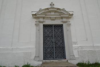 vstupní portál kaple sv. Šebestiána (© Jaroslav Špiroch  05/2024)
