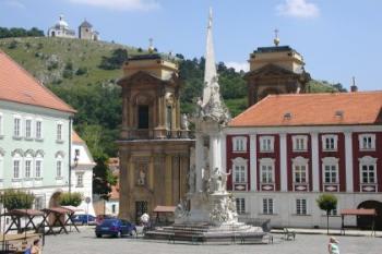 Svatý kopeček - kostel sv. Šebestiána (2003 ©Martin KLIMÁNEK)