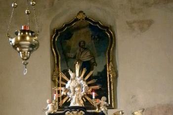 Hlavní oltář s kopií Madony Petrovické (© doxa , 12/2013)
