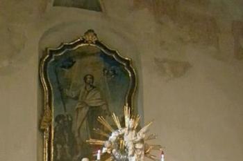 Hlavní oltář s kopií Madony Petrovické (©doxa  , 12/2013)