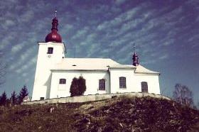 Sedloňov-kostel (© Info Dobruška 08/2017)