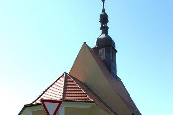 Kostel sv. Jana Křtitele v Dražicích u Tábora (© Pavel Vítek  09/2021)