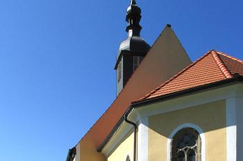 Kostel sv. Jana Křtitele v Dražicích u Tábora (© Pavel Vítek  09/2021)