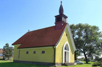 Kaple Jména Panny Marie v Drhovicích v bývalém okrese Tábor. (© Pavel Vítek  09/2021)