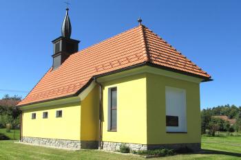 Kaple Jména Panny Marie v Drhovicích v bývalém okrese Tábor. (© Pavel Vítek  09/2021)