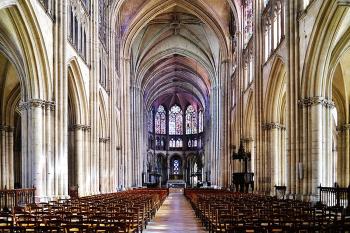 Katedrála sv. Petra a Pavla ve francouzském městě Troyes. (© Pavel Vítek 06/2005)