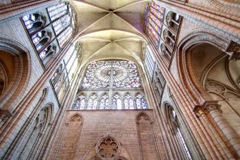 Katedrála sv. Petra a Pavla ve francouzském městě Troyes. (© Pavel Vítek 06/2005)