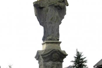 Poštovní most přes řeku Ploučnici se sochou sv. Jana Nepomuckého v Mimoni. (© Pavel Vítek  09/2021)